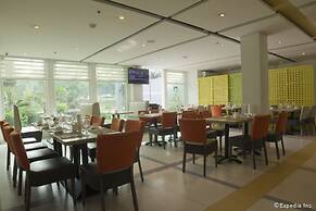 Microtel by Wyndham UP Technohub