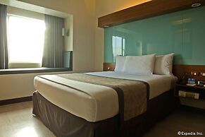 Microtel by Wyndham UP Technohub