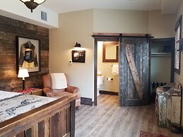 The Lady MacDonald Country Inn