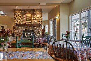 The Lady MacDonald Country Inn