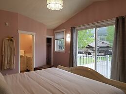 The Lady MacDonald Country Inn