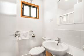 Breeze Holiday Parks - Halls Gap