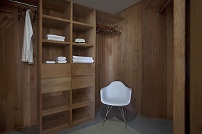 Ultravioleta Boutique Residences