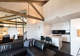 Sullivans Cove Apartments