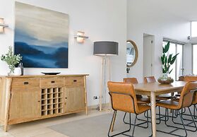 Sullivans Cove Apartments