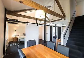 Sullivans Cove Apartments