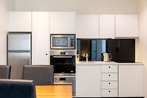 Sullivans Cove Apartments