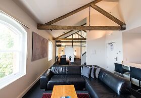 Sullivans Cove Apartments