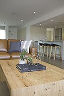 Sullivans Cove Apartments