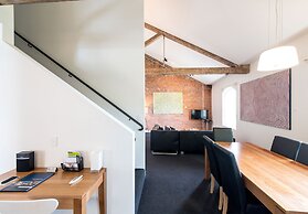 Sullivans Cove Apartments