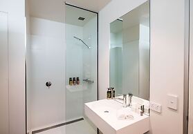 Sullivans Cove Apartments