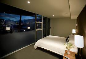 Sullivans Cove Apartments