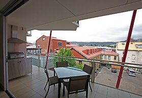 Sullivans Cove Apartments