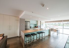 Sullivans Cove Apartments