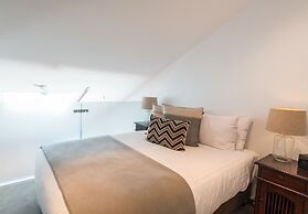 Sullivans Cove Apartments