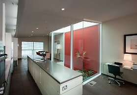 Sullivans Cove Apartments