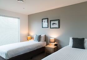 Sullivans Cove Apartments