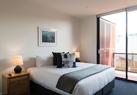 Sullivans Cove Apartments