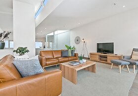 Sullivans Cove Apartments