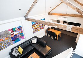 Sullivans Cove Apartments