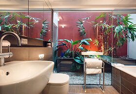 Sullivans Cove Apartments