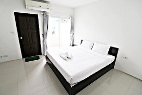 Hua Hin Irooms Hotel