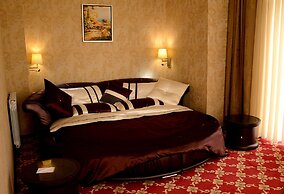 Cron Palace Tbilisi Hotel