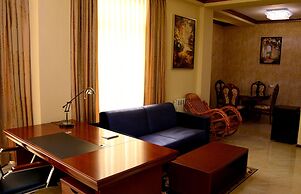 Cron Palace Tbilisi Hotel