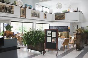 MINA HOTEL LIBREVILLE