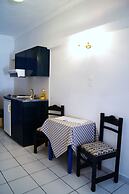 Giannis Hotel Apartments