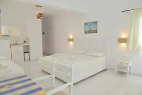 Giannis Hotel Apartments