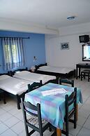 Giannis Hotel Apartments