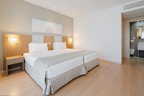 Eurostars Oasis Plaza Hotel