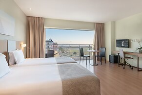 Eurostars Oasis Plaza Hotel