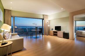 Eurostars Oasis Plaza Hotel