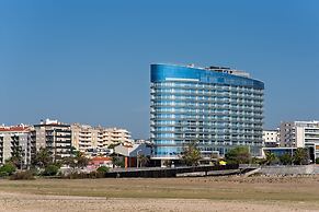 Eurostars Oasis Plaza Hotel