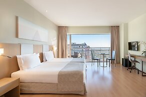 Eurostars Oasis Plaza Hotel