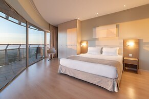 Eurostars Oasis Plaza Hotel