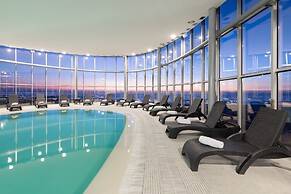 Eurostars Oasis Plaza Hotel