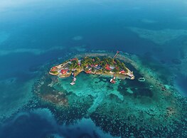 Ray Caye Private Island Resort