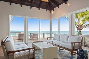 Ray Caye Private Island Resort