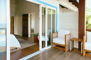 Ray Caye Private Island Resort