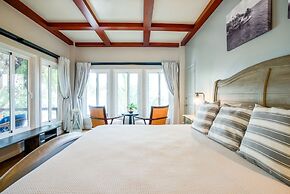 Ray Caye Private Island Resort