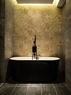 KK Times Square Hotel