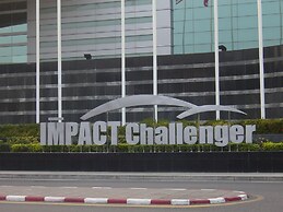 IMPACT Muang Thong Thani Service Condo