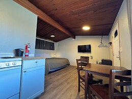 The Pioneer Motel