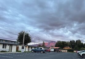 The Pioneer Motel