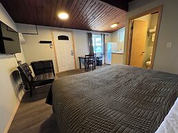 The Pioneer Motel