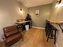 The Pioneer Motel