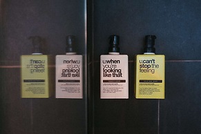 U&Me, BW Signature Collection